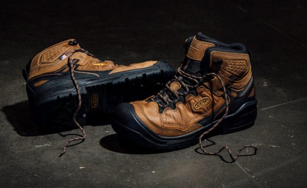Men's Targhee IV Waterproof Work Boot (Soft Toe)  |  Belgian/Black